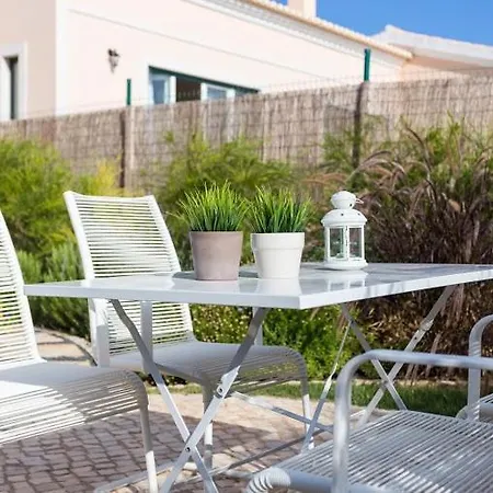 Villa T3 Com Jardim Vila Sagres M8 Villa *