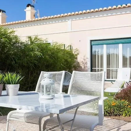 Villa Villa T3 Com Jardim Vila Sagres M8
