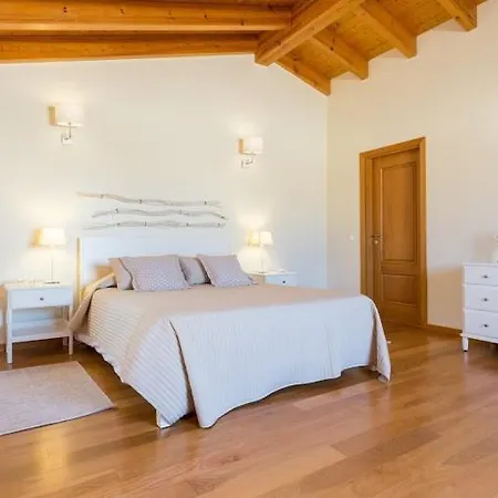 Villa T3 Com Jardim Vila Sagres M8 Sagres