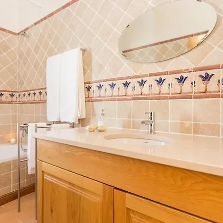 Villa Villa T3 Com Jardim Vila Sagres M8 *