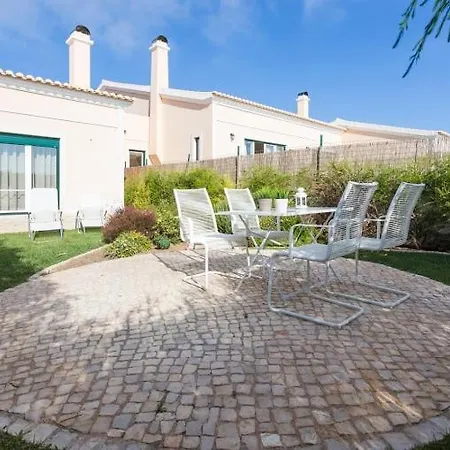 Villa Villa T3 Com Jardim Vila Sagres M8
