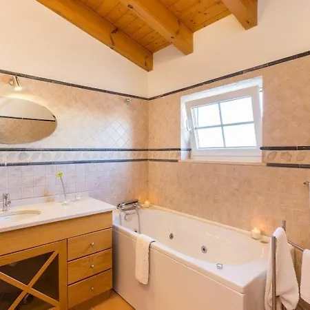 T3 Com Jardim M8 * Sagres