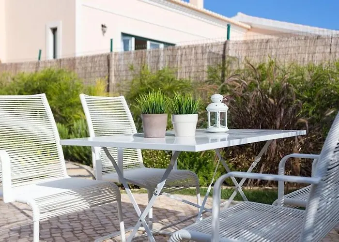 T3 Com Jardim M8 Villa *